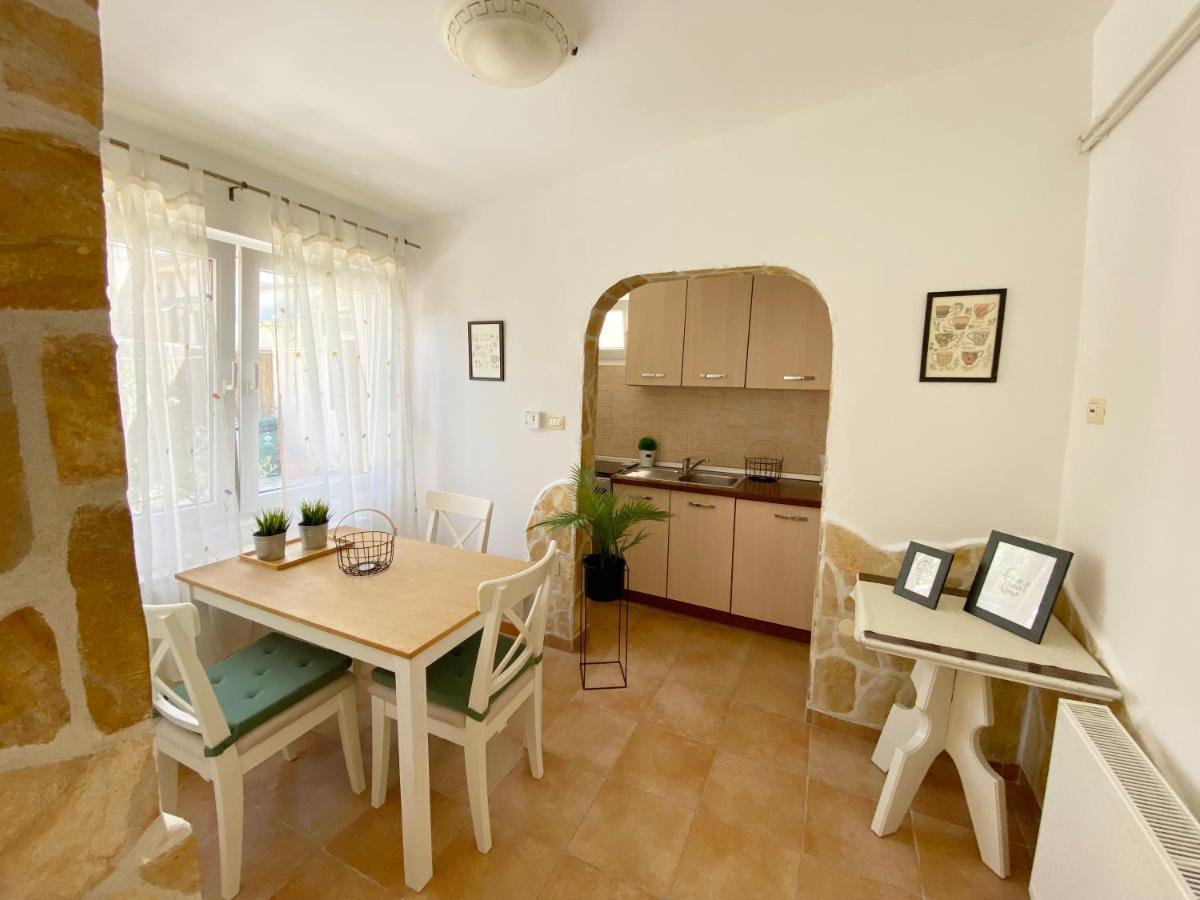 Apartments Centurio بولا المظهر الخارجي الصورة